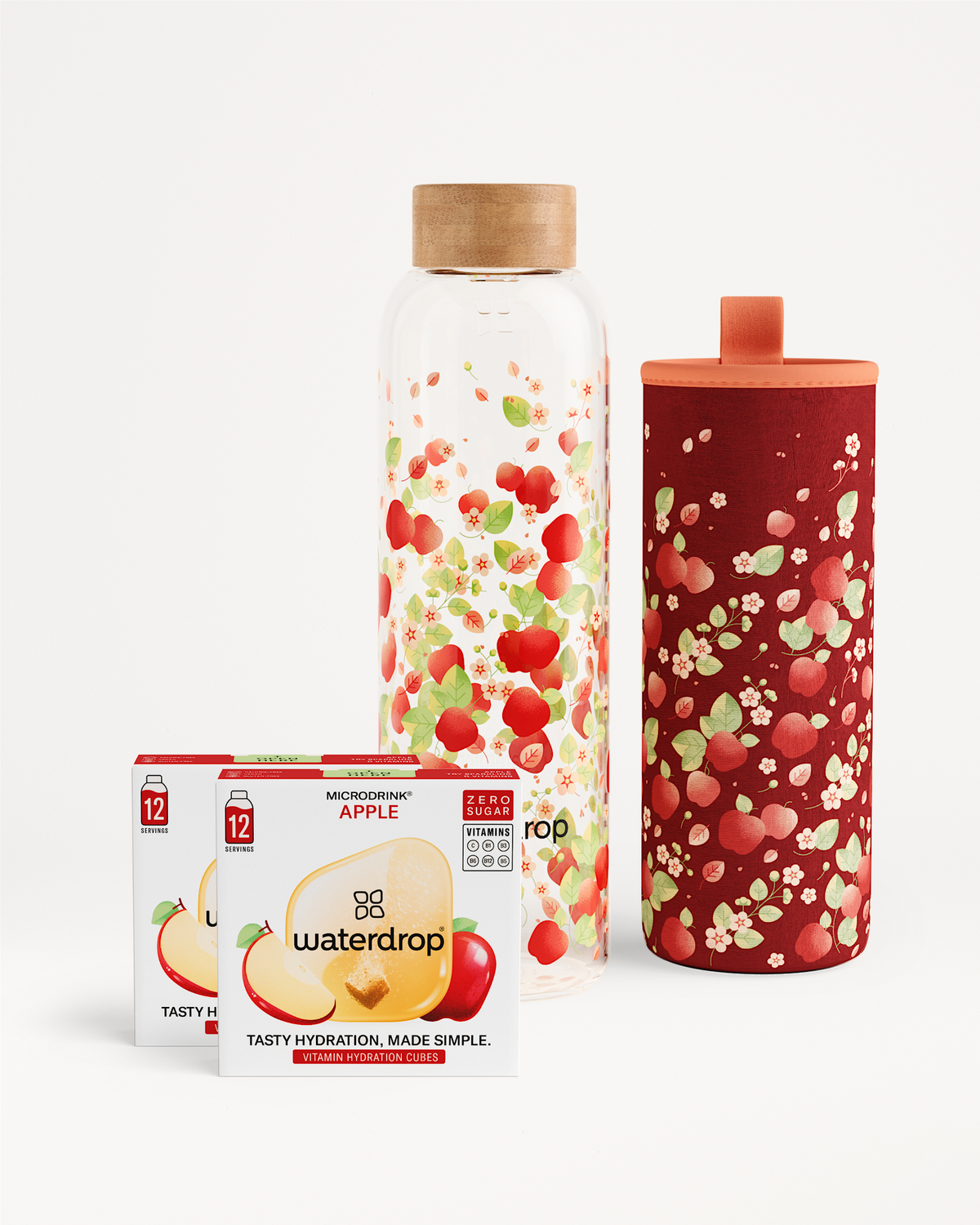 APFEL Bottle Set mit vitaminreichen Apfel-Würfeln und passender Glasflasche.