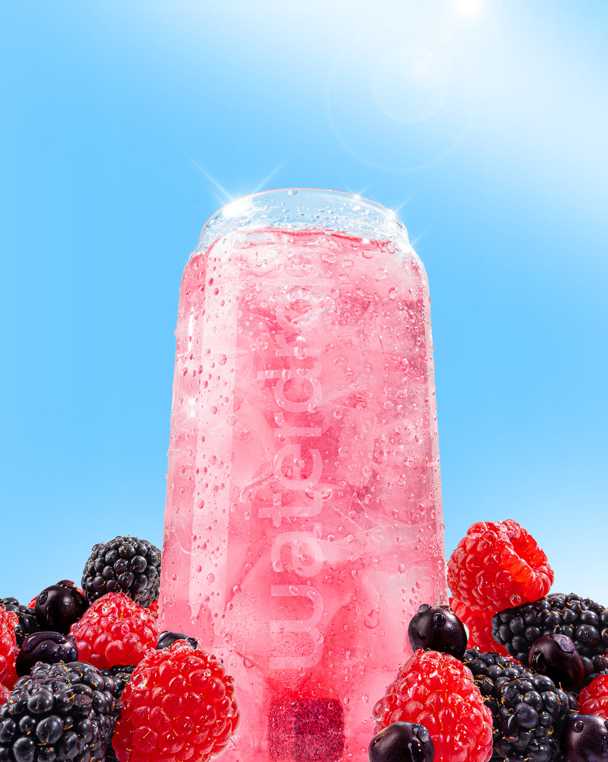 WILDBERRY FUSION: Erfrischendes Beeren-Sprudelgetränk mit Johannis- und Brombeernoten.
