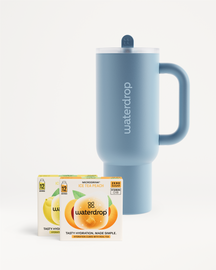 Chill Mode Set: Matteblauer Tumbler mit Waterdrop Microdrink-Boxen.