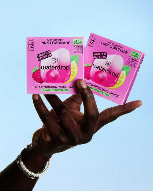 Double Apple Lemonade 3+1 Set mit vitaminreichen Microdrink®-Würfeln.