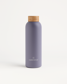 Thermo Steel Trinkflasche mit Holzkappe.
