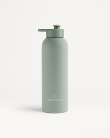 Thermo Steel Bottle · Pull-Up Cap, mattgrün, doppelt isoliert.